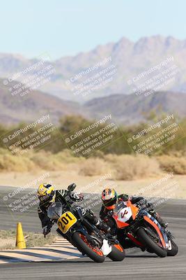 media/Nov-16-2025-Race Pace (Sun) [[8c5fa54630]]/Non Verified Riders (1st 20 Minutes)/2-Turn 10 (1010am)/